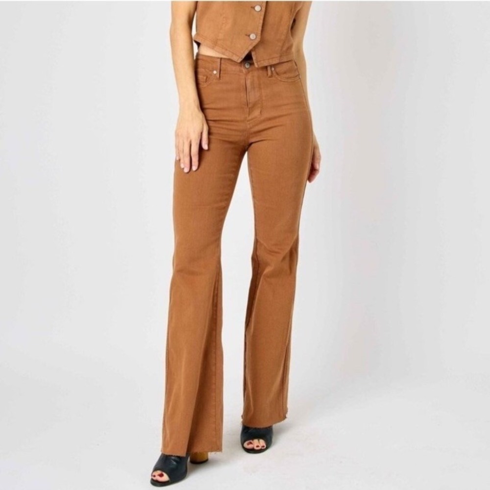 Judy Blue Jeans Women's 5/27 Brown Flare High Waist Garment Dyed Raw Hem JB88832